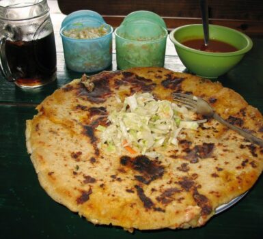 pupusa loca de el salvador