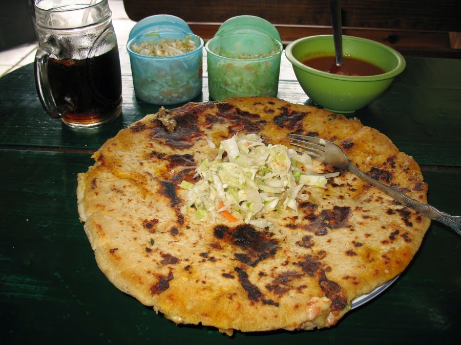 pupusa loca de el salvador